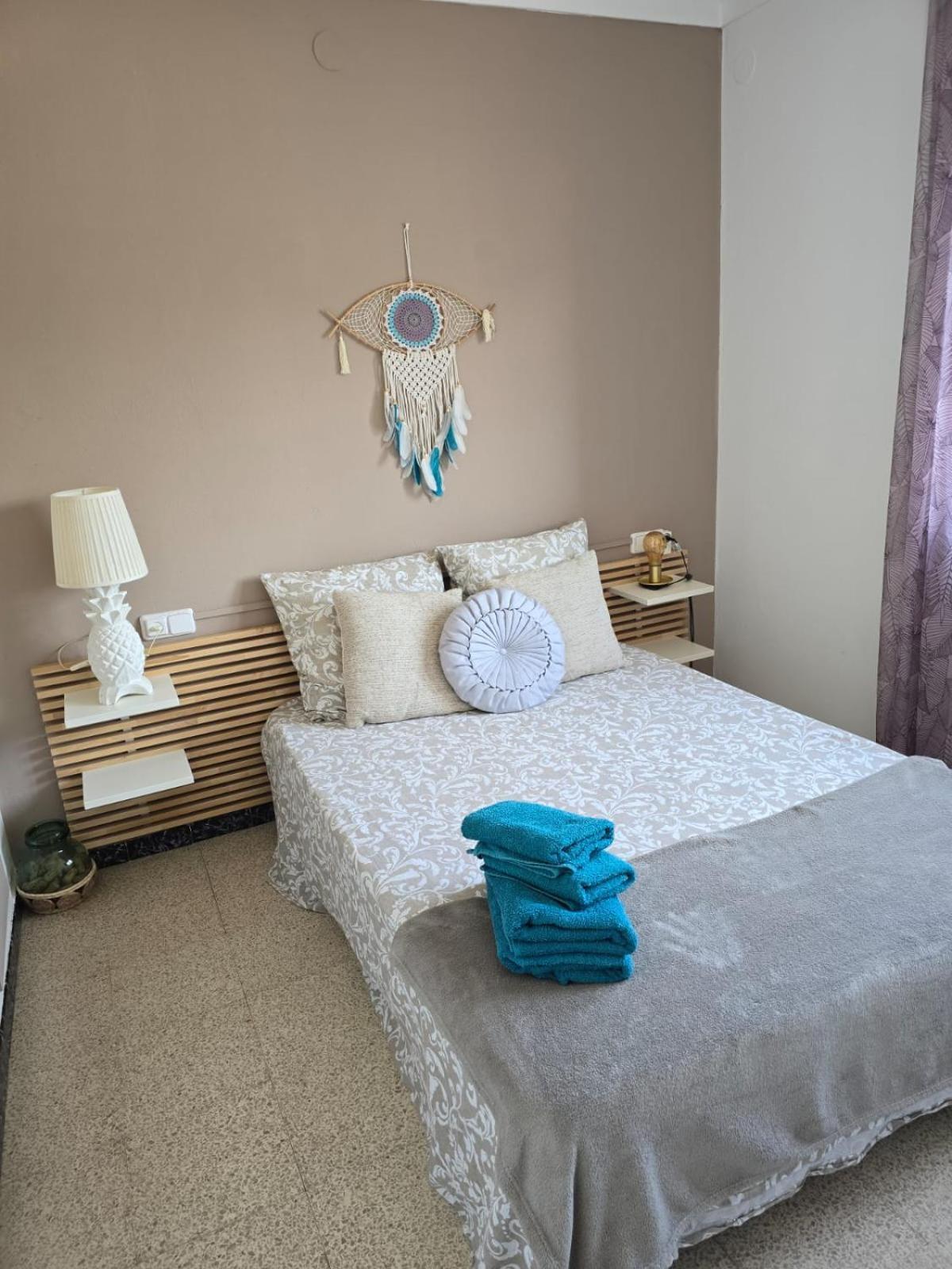 Cosy Apartment Of L'Escala Beach Номер фото